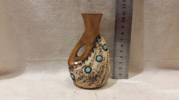 flower vase, ceramic, afghani online, handmade Jordan, office, table, housing, decor