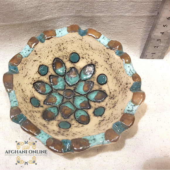 Handmade Ceramic - Islamic pottery art - Jordan Souvenirs and gifts - Arabian geometric art patterns - Arabian clay - Arabic stoneware - office and home decor - oriental pottery - Amman Gifts - married gifts - Afghani online - سيراميك وفخار شرقي اسلامي - صحن - الافغاني - هدايا الأردن